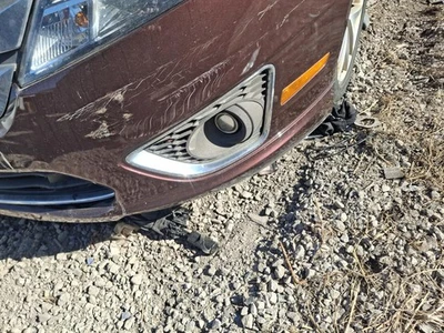 Luz de conducción usada se adapta a: Ford Fusion 2012 conducción antiniebla sin bisel grado A Foto 1 de 4