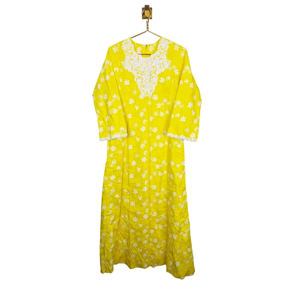 Vintage 60s 'The Lilly' Lilly Pulitzer Yellow Floral Gown Floral Lace Trim Dress - Image 1 of 4