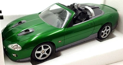 Beanstalk 1/16 Scale RC Car 16012-4 - Jaguar XKR Roadster 007 40MHz - Image 1 of 4