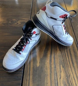 Nike Air Jordan Sixty Club 2012 -- bianche e rosse 535790-101 taglia 7,5 - Foto 1 di 11