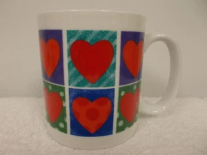 Lindy Bowman Día de San Valentín Corazones Rojos Cerámica Café Taza de Té Taza - Imagen 1 de 6