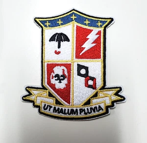 Patch brodé logo Umbrella Academy 3,5" - envoyé aux États-Unis - Photo 1/1
