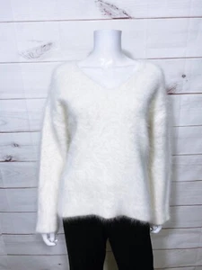 Almond Pepe Womens Fuzzy Sweater Size XL Ivory V-Neck Long Sleeve Pullover - Picture 1 of 7