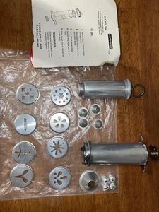 Vtg Aluminum Fairgrove Products Cookie Press & Decorator Set 1970 19 Pieces - Picture 1 of 6