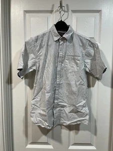 Boys Consequence Gray Paisley Short-Sleeve Button Down Shirt, Size: Large (14) - Picture 1 of 14