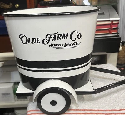 Scratch & Dent White and Black Metal Enamelware Garden Pot / Dry Flower ￼pot Foto 1 de 4