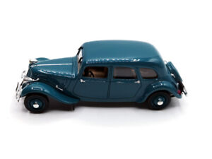 Voiture de collection - Norev, Citroen Traction 11B Limousine 1937  1/43