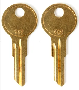 2 Vintage 1955-59 Studebaker Y12 Brass Key Blanks (NOS) New Old Stock - Bild 1 von 1