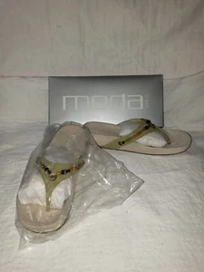 Moda Spana "Island" Leather Thong Sandal in "Asparagus" - Size 7M - Picture 1 of 5
