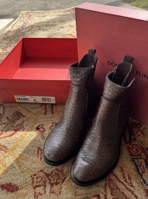 Donald J. Pliner Erryn Botín Cremallera Lateral Piel de Serpiente Gris Metálico Para Mujer’s 8 Foto 1 de 4