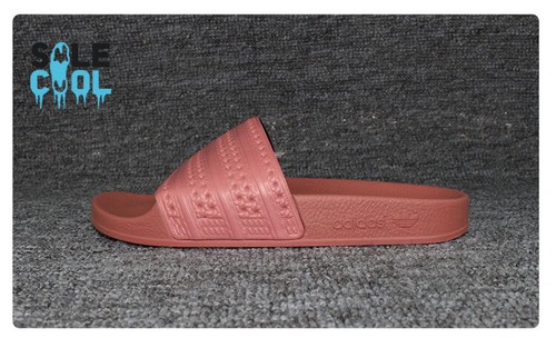 Adidas Sandali da donna Adilette con scivolo da piscina casual rosa CQ2236