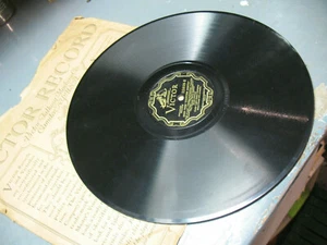 VICTOR 78 RPM RECORD 35809 GEMS FROM - THE DESERT SONG -MARITZA - Picture 1 of 4
