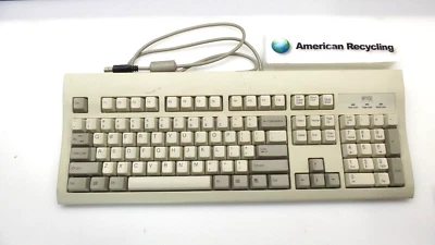 WYSE KU-8933 USB WIRED KEYBOARD WHITE 901716-08-works great - Image 1 of 4