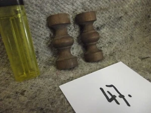 Möbelapplikation, 2 Stück, Halbsäulen/Schnecken, gedrechselt, klein, alt, Nr. 47 - Bild 1 von 9