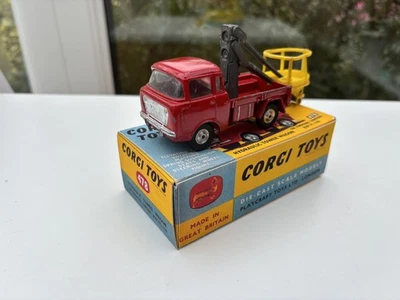 Vintage Corgi Toys 478 Hydraulic Tower Wagon Jeep FC-150 with Box - Image 1 of 4