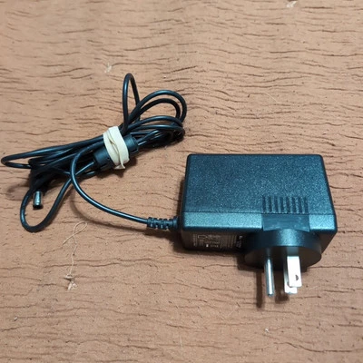Adaptador de corriente LG Monitor 19V 40W LCAP26B-A Foto 1 de 4