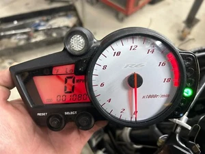 2008 Yamaha YZF R6S Instrument gauge cluster 1,080 Miles #111224 - Picture 1 of 16