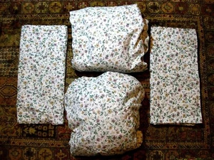 Laura Ashley Flannel Sheet Set~BRAND NEW FLORAL BEAUTIES~KING~4 Pieces~LOVELY - Picture 1 of 4