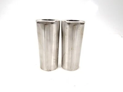 01 Yamaha Royal Star Venture XVZ1300 передние нижние крышки вилочных труб слева справа - Изображение 1 из 4