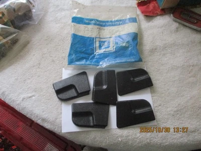 5 FUNDAS DE CINTURÓN DE SEGURIDAD PONTIAC BONNEVILLE 1987-1991 NUEVAS Foto 1 de 4