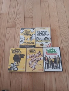 It’s Always Sunny in Philadelphia Seasons 1-5 + Christmas Special - DVD Lot - Bild 1 von 1