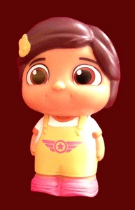 2023, Jazwares, Moonbug, Cocomelon 'NINA' Figura de Juguete, 2-1/2" x 1-1/2", Usado en Excelente Condición - Imagen 1 de 8