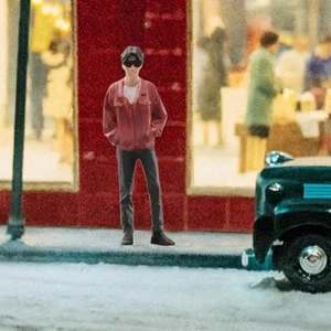 1/64 Boy Figure Tiny People for DIY Scene Decor Sand Table Layout Decoration - Picture 1 of 7