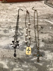 Lot of 3 Vintage Modern Religious Christianity Pendant Necklaces - Picture 1 of 8