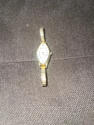 Reloj Citizen CASTALIA Chapado en Oro Acero Inoxidable Cuarzo Vintage DAMAS 830601 Foto 1 de 4