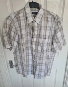 BNWOT Men's White Brown Check Milena Short Sleeved Shirt Size 16.5 - Picture 1 of 5