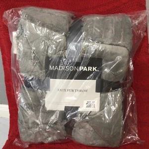 Madison Park Faux Fur Throw Blanket Reversible Grey 50" x 60" - Picture 1 of 2