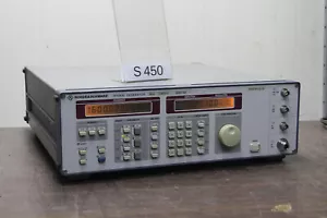 ROHDE & SCHWARZ SMY02 SIGNAL GENERATOR 9KHz to 2080MHz # S450 - Foto 1 di 2