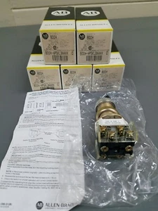 ALLEN BRADLEY 800HHP5KL8AAXX SELECTOR SWITCH ☆NEW SURPLUS FREE SHIPPING☆ - Picture 1 of 6