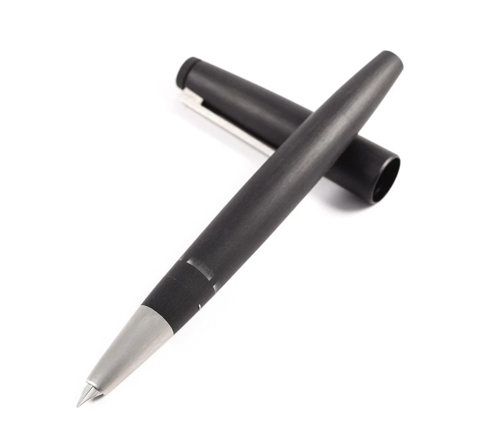 LAMY 2000 Füllhalter in Schwarz Makrolon® Modell 01 mit 14K Feder - Bild 1 von 4