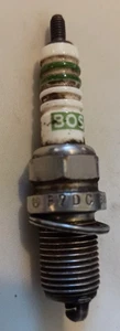 Bosch super f7dc  SPARK PLUG  - Vintage untested sparking plug - Picture 1 of 6