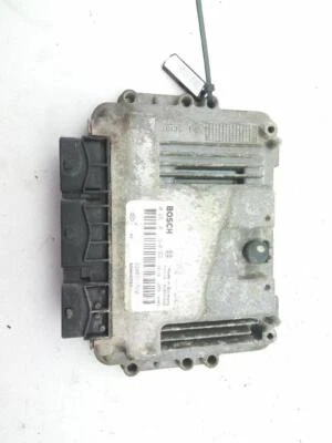 8200311550 centralina per RENAULT MASTER II FURGON (FD) 2.5 DCI 120 22308412 - Immagine 1 di 3