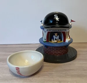 Dept 56 Village Accessories MLB Chicago Cubs Refreshments Stand & Snack Dish NIB - Picture 1 of 8