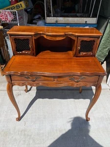 Vintage 1900’s Hammary Writing Desk With Hutch Top Hammary Desk Vintage Need TLC - Picture 1 of 12