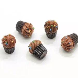 5 Pc Miniatures Dollhouse Cupcake Chocolate Fake Food Props - Picture 1 of 1