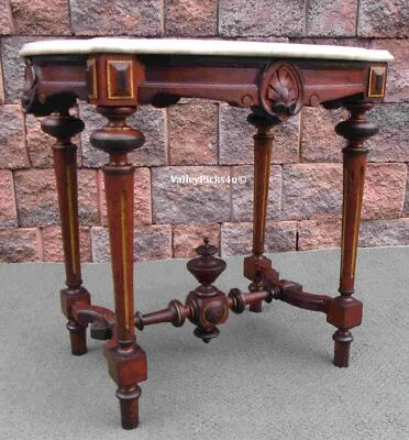 Antigua mesa vintage de mármol renacentista victoriano John Jelliff  Foto 1 de 4