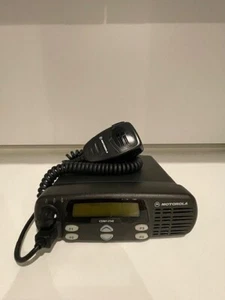 Motorola CDM1250 40W 64 Ch UHF (403-470) ~~ TESTED !!~~ *Free Programming~~ - Picture 1 of 7