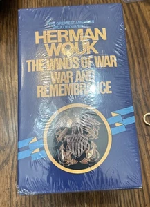 HERMAN WOUK BOX SET 2 PAPERBACKS-WINDS OF WAR & WAR AND REMEMBRANCE NEW SEALED - Bild 1 von 5
