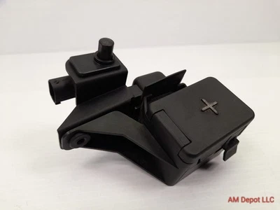 2000 BMW 330ci 330i 325i 325ci E46 B+ Battery Jump Start Ignition Base Terminal - Image 1 of 4