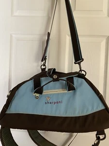 Sherpani Blaze Sport Woman’s Blue & Brown Floral Accent Dufflebag/Backpack EUC - Picture 1 of 14