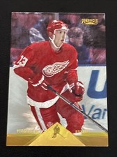 1996-97 Pinnacle VYACHESLAV KOZLOV Rink Collection Parallel #129