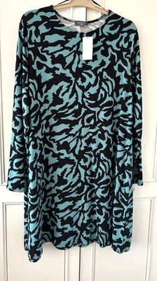 Papaya Printed Shift Dress size 20 BNWT - Image 1 of 2
