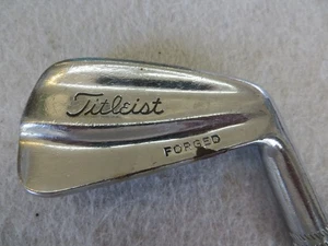 MODELO TITLEIST TOUR USADO FORJADO 6 CABEZA DE HIERRO SOLO PARA HOMBRE DIESTRO - Imagen 1 de 5