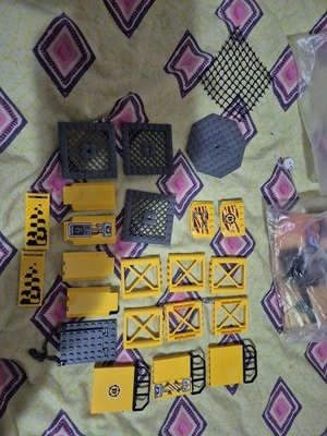 LEGO Sets: Dino: 5887 Dino Defense HQ Parts Only Lot 14 - Image 1 of 4