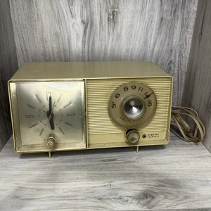 VTG GENERAL ELECTRIC Solid State Radio Clock - Picture 1 of 6