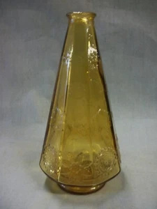 WHEATON GLASS CO. 9-1/2 " AMBER VASE - Picture 1 of 7